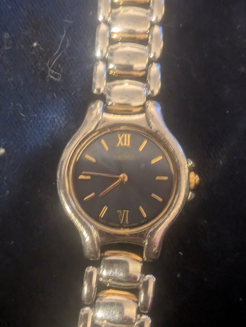 Vintage Y2K Seiko Women's Watch Two Tone Gold And Silver Tone With Blue Dial